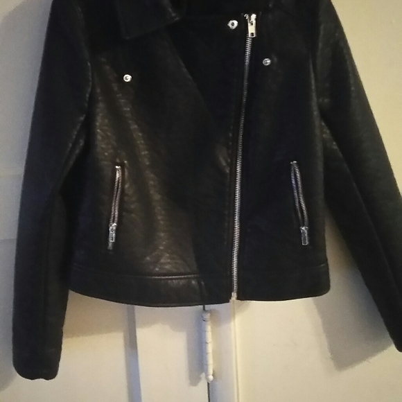 Faux Leather jacket - Picture 5 of 8